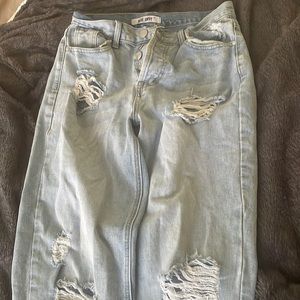 Ripped high waisted jeans size 8 washer/dryer safe